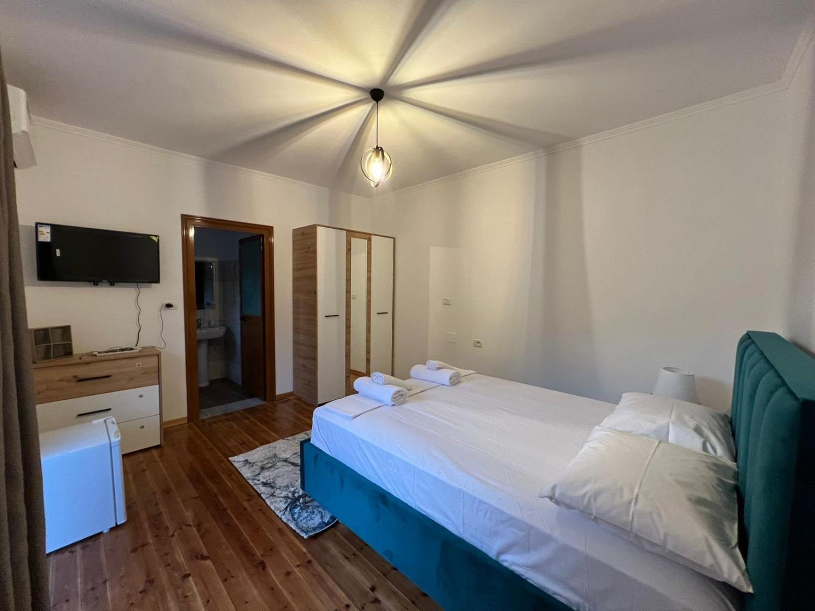 Sajmir Suites Përmet Exteriör bild