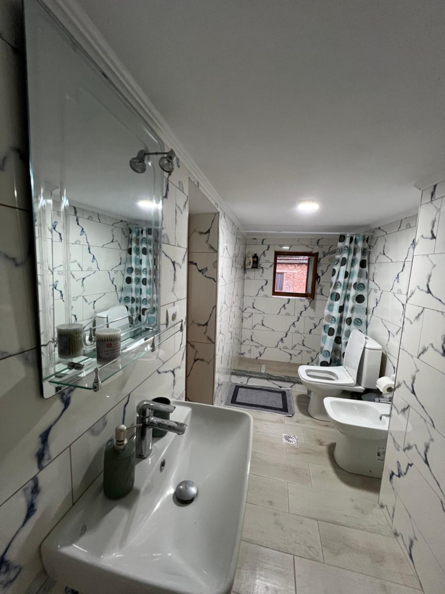 Sajmir Suites Përmet Exteriör bild